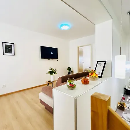 A Newly Renovated The Heart Of * פראג